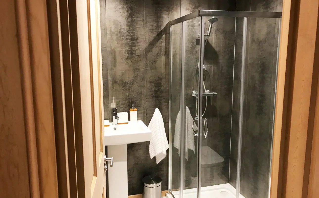 WC & Shower Rooms
